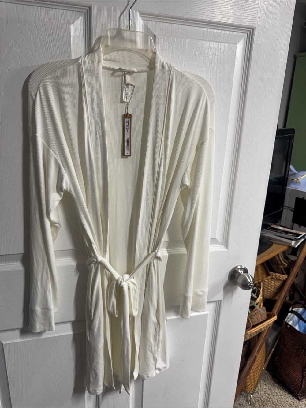 Skims Women’s Cream Lightweight Robe with Tie Belt
